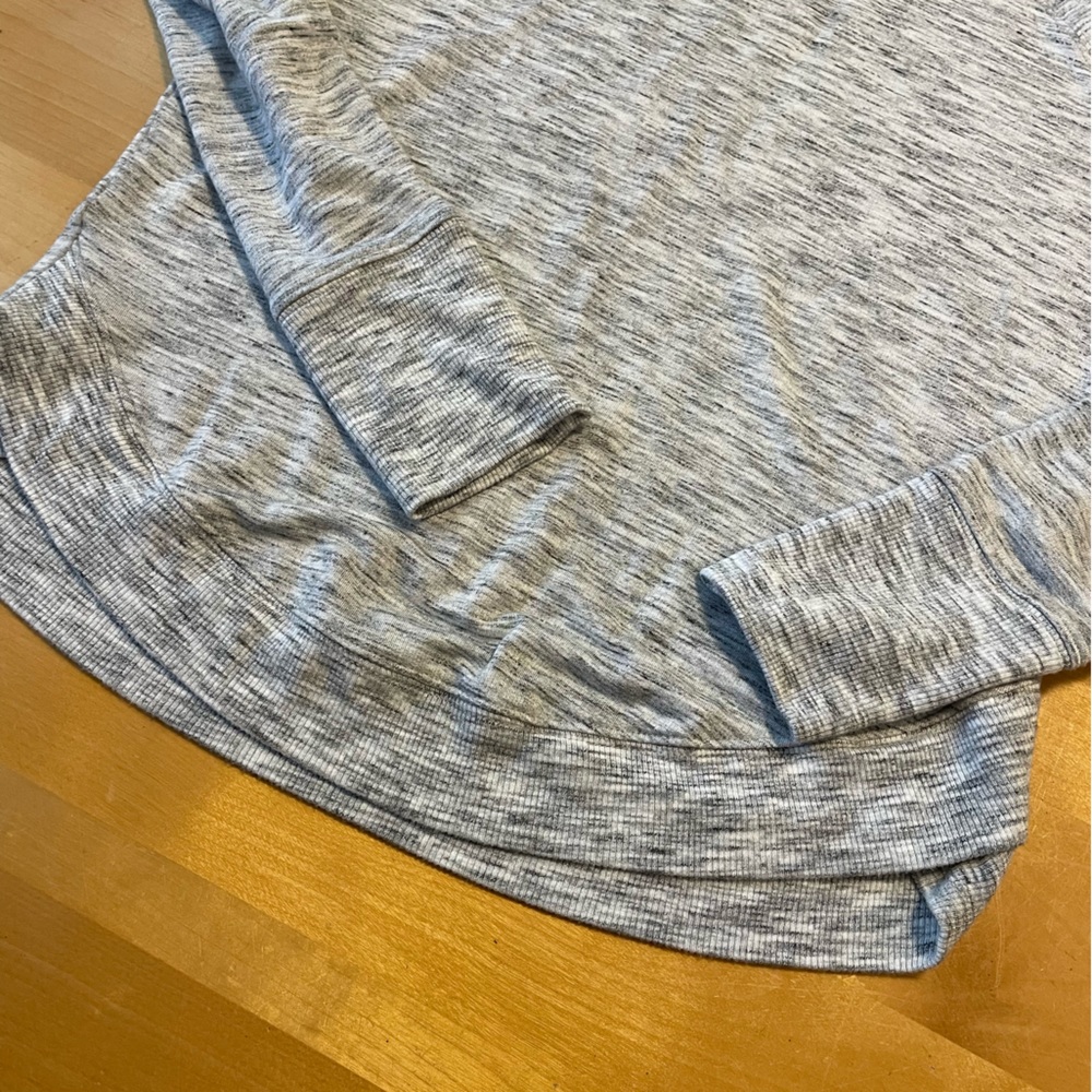 Athleta Heather Gray Mindset Sweatshirt Size XXS - Picture 4 of 12